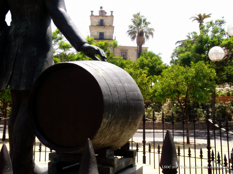 Monumento a Manuel María González Ángel