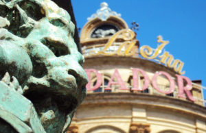 El Poste indicador del Reloj del Gallo Azul Reloj del Gallo Azul