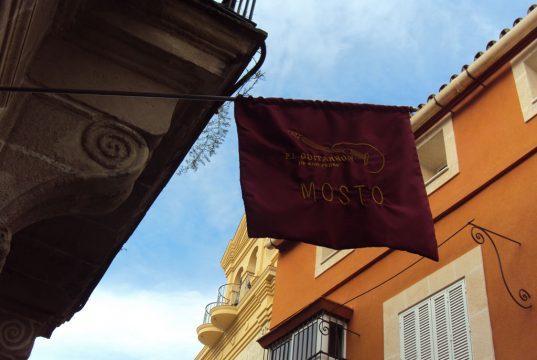 Bandera Roja Bandera Roja