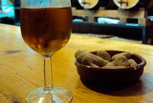 Nueva ubicación para el Tabanco Plateros Algo se cuece en Jerez