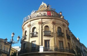 El Gallo Azul y la Firma Bodeguera Domecq El Gallo Azul y la Firma Bodeguera Domecq