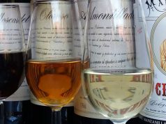 Caminando por Bodegas La Cigarrera Bodegas Las Cigarreras