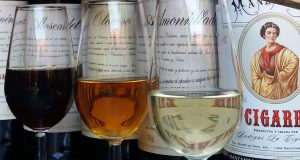 Caminando por Bodegas La Cigarrera Bodegas Las Cigarreras