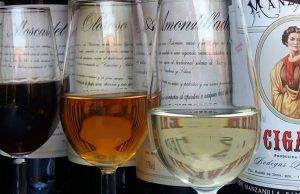 Caminando por Bodegas La Cigarrera Bodegas Las Cigarreras