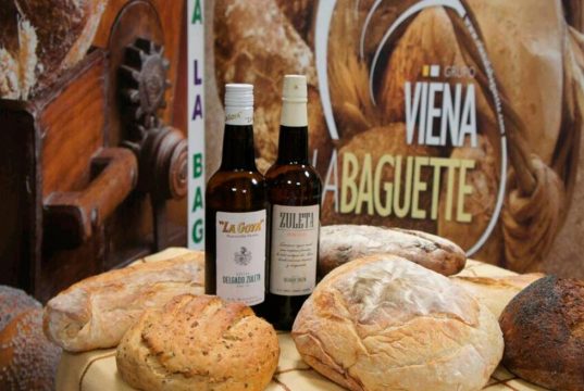 Delgado Zuleta y Viena La Baguette crean el primer pan de vendimia Delgado Zuleta y Viena La Baguette crean el primer pan de vendimia