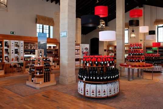 La Tienda Tío Pepe: Innovando la Shopping Experience Tienda Tío Pepe