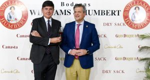 Análisis de Manuel Pimentel sobre la incidencia de los cambios sociales en el consumo del vino Ciclo de Conferencias Manuel Pimentel