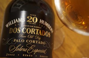 V.O.S. & V.O.R.S.: El Jerez con Vejez Calificada Palo Cortado Dos Cortados de Bodegas Williams&Humbert