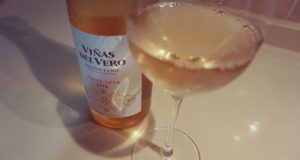 Pinot Noir, D.O. Somontano de Bodegas Viñas del Vero Pinot Noir, D.O. Somontano de Bodegas Viñas del Vero