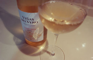 Pinot Noir, D.O. Somontano de Bodegas Viñas del Vero Pinot Noir, D.O. Somontano de Bodegas Viñas del Vero