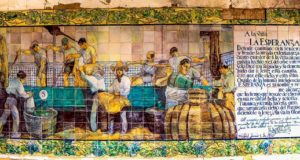 ‘Desaparece’ un magnífico mural cerámico en Viña La Esperanza Viña La Esperanza