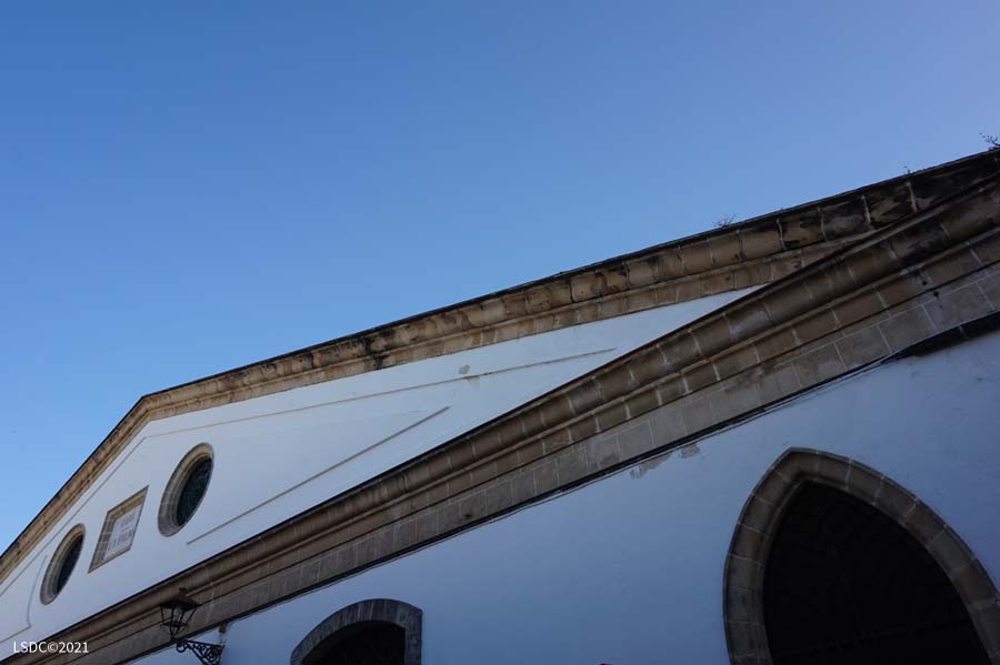 Arco apuntado de Bodegas Osborne