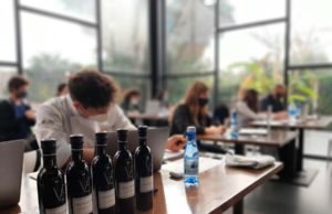 La Sherry Academy amplía su programa de formación con nuevos cursos Más de 600 alumnos de toda España asisten a una formación simultánea sobre Vinagre de Jerez