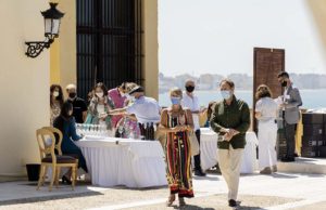Un encuentro con Vinos Nacionales asomado al mar Vinos de España una pasión