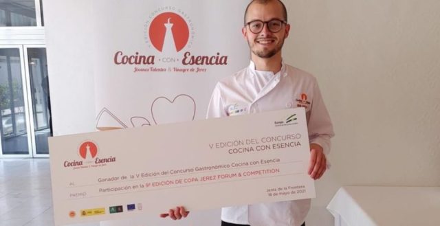Miguel Zamora Vencedor del V Concurso Gastronómico Cocina con Esencia