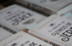 Almuzara presenta “El libro de los vinos de Jerez” de César Saldaña Almuzara presenta “El libro de los vinos de Jerez” de César Saldaña