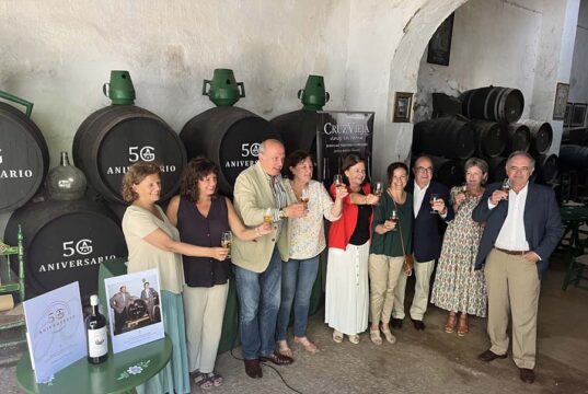 Bodegas Faustino González lanza un magnum con motivo de su 50 aniversario Bodegas Faustino González lanza un magnum con motivo de su 50 aniversario