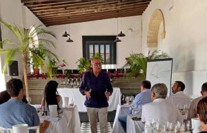 Llega el Sherrymaster by Tío Pepe Llega el Sherrymaster by Tío Pepe