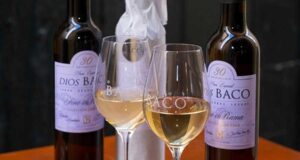 Dios Baco presenta su fino más especial con motivo del 30 aniversario Dios Baco presenta su fino más especial con motivo del 30 aniversario