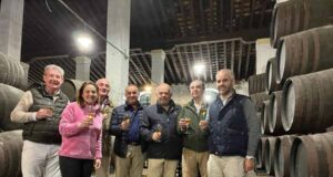 Cayetano del Pino dona 2500 kg de alimentos a la asociación jerezana de Caridad ‘Zaqueo’ Cayetano del Pino dona 2500 kg de alimentos a la asociación jerezana de Caridad ‘Zaqueo’