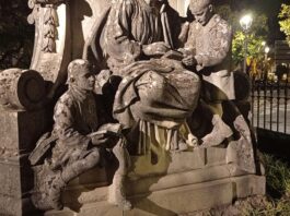Sobre La Rehabilitación De La Plaza Marqués De Domecq